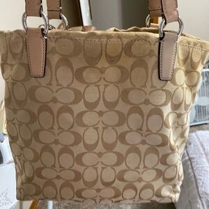 *Vintage Coach Bag*